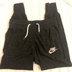 GRAY/BLACK NIKE JOGGERS